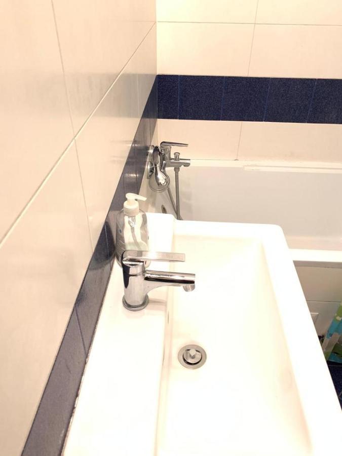 Astoria Metro Apartment Budapest Esterno foto